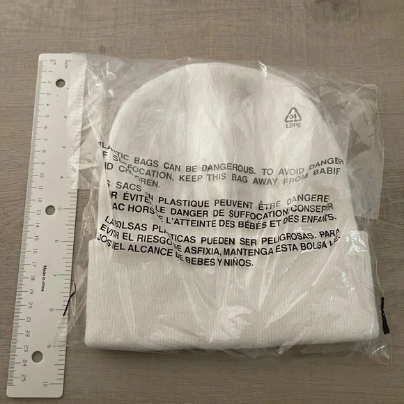 Authentic, Sold Out. Supreme Shrek White Beanie unopened bag w/Tag - Picture 5 of 6